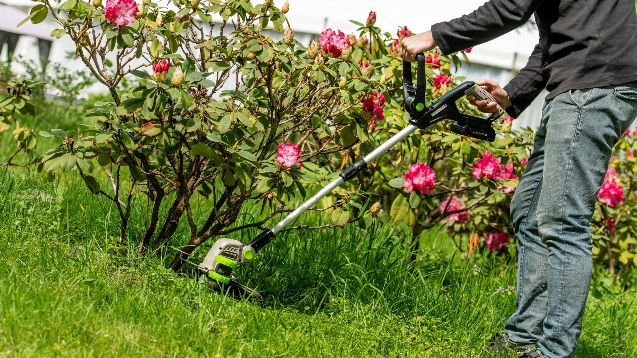 Easy edging and border trimming