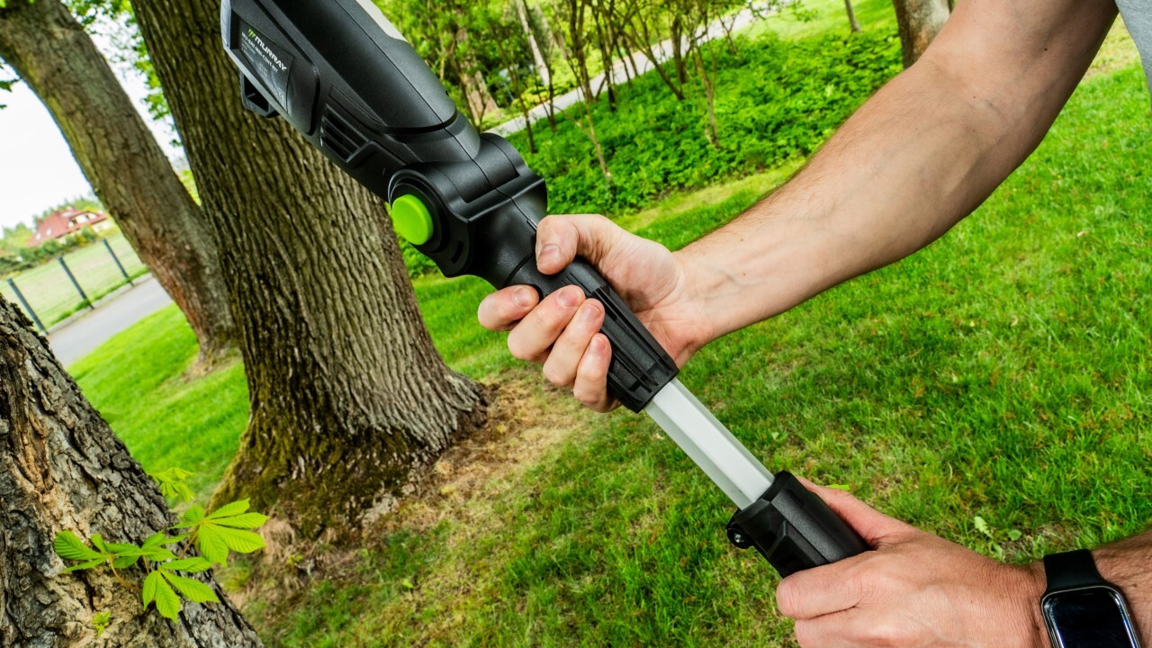 Reach up to 330 centimetres safely